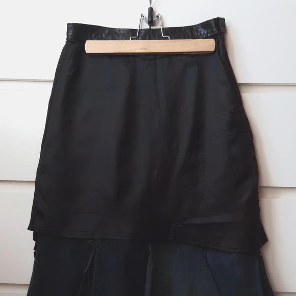 VINTAGE Leather Midi Skirt - Picture 6 of 12